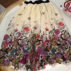 Flowered long skirt
